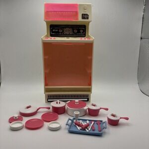 Vtg Barbie Dream House Stove Microwave Oven Pots Pans Dishes Bowls Utensils Tray